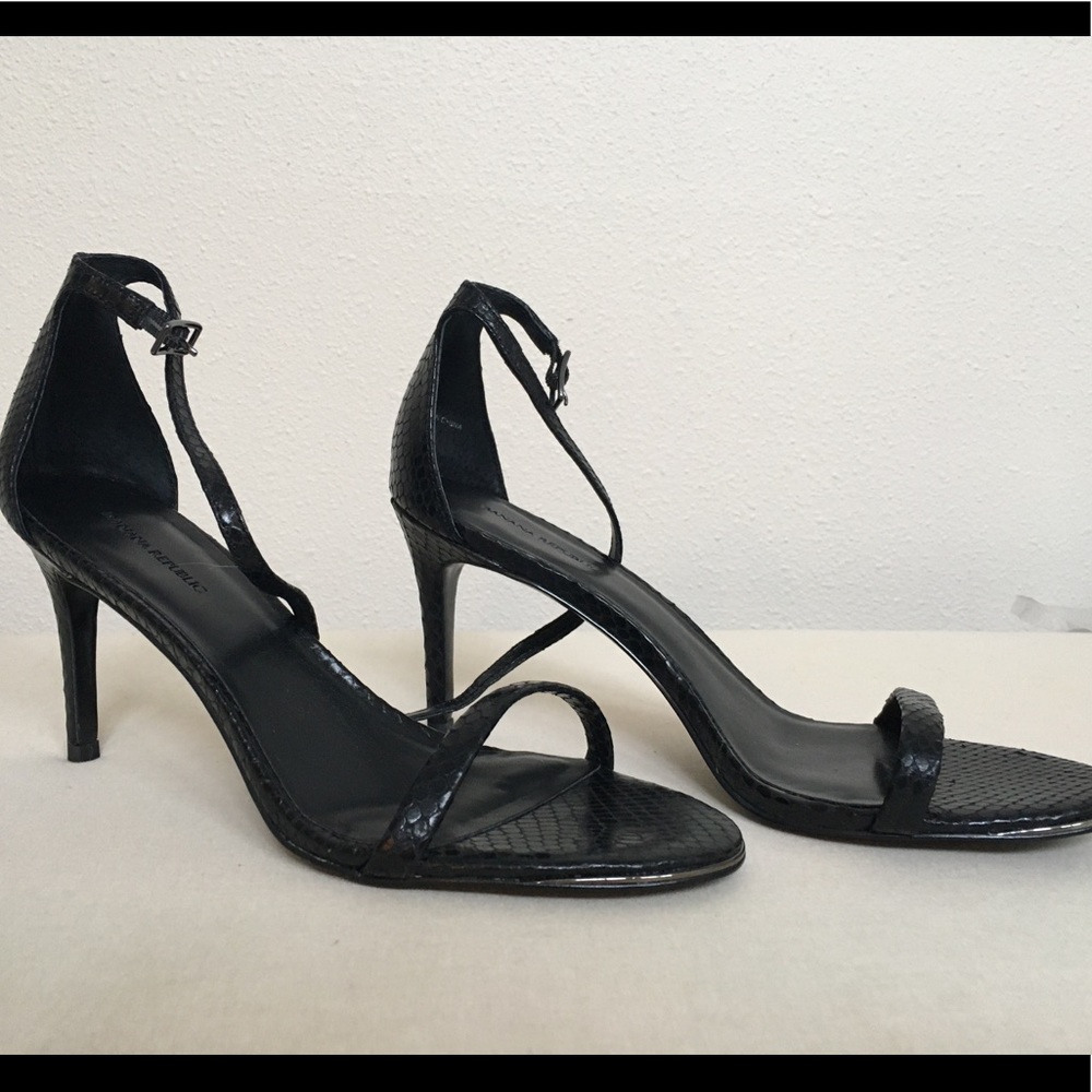 Banana Republic heels